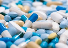Off-label despite high-level evidence: a clinical practice review of commonly used off-patent cancer medicines