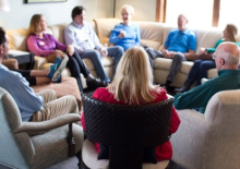 Association between control group therapy and magnitude of clinical benefit of cancer drugs