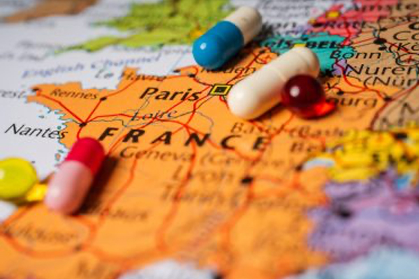 Comparative study on anticancer drug access times between FDA, EMA and the French temporary authorisation for use program over 13 years